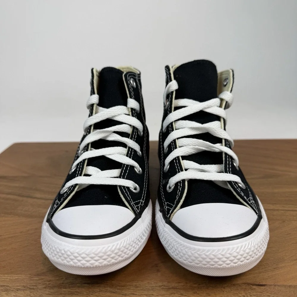 New Big‎ Kids Converse Chuck Taylor All Star High Black Sneaker Sz 1 Y